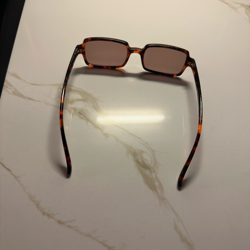Tortoise Shell Sunglasses - Picture 3 of 4